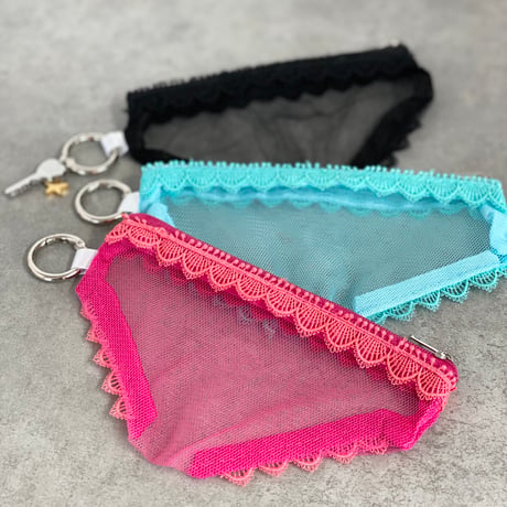 Lace panty pouch