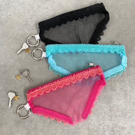Lace panty pouch