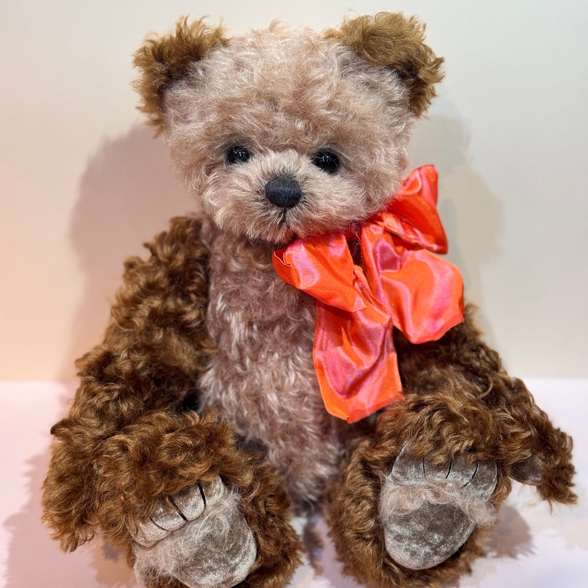 Classic Roar 32cm｜鳴くハンドメイドテディベア・グロワラー入り