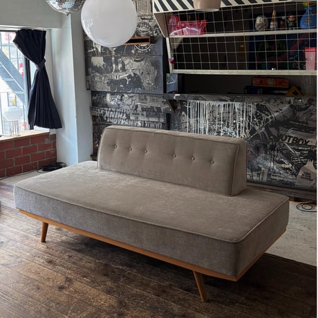 JAPAN USED  WOODEN FRAME FABRIC DAY BED