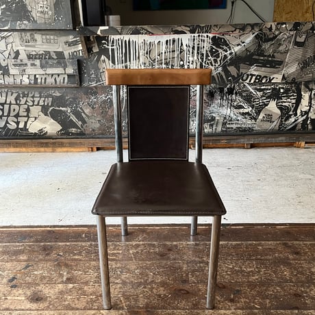 USED IRON FRAME WOODEN & LEATHER CHAIR