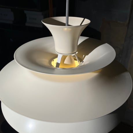 USED  METAL SHADE PENDANT LAMP