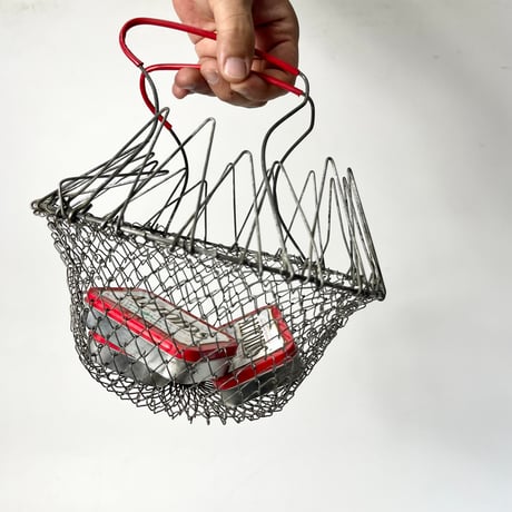 VINTAGE METAL WIRE BASKET