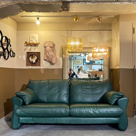 USED LEATHER 2.5P SOFA