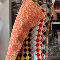 VINTAGE  70S POLYESTER PATCHWORK QUILT