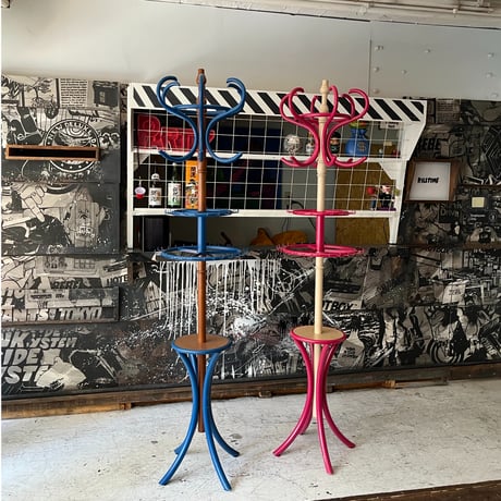 USED WOOD AND METAL COAT HANGER