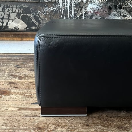 USED VINYL LEATHER BIG SQUARE STOOL