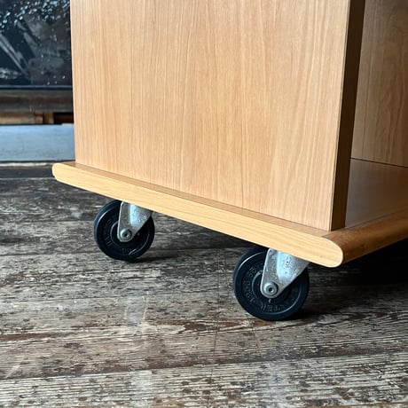 USED WOODEN STAIRS CARRY SHELF