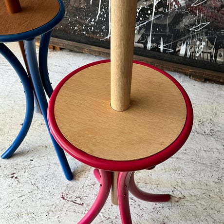 USED WOOD AND METAL COAT HANGER