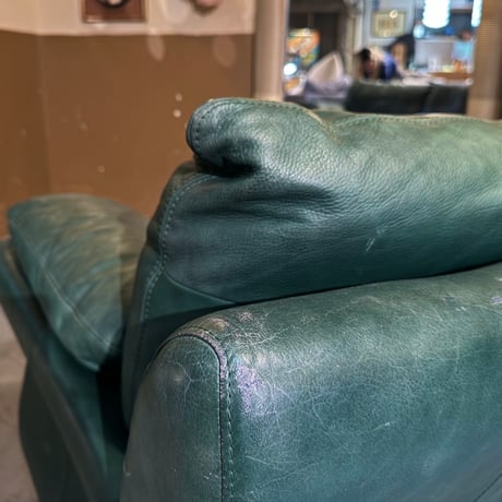 USED LEATHER 2.5P SOFA