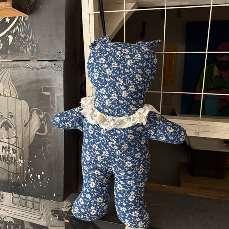 USED STUFFED BEAR