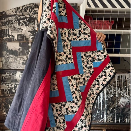 VINTAGE  PATCHWORK QUILT RUG