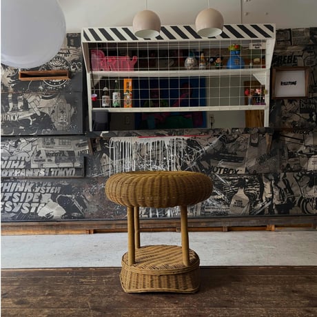 USED  RATTAN SIDE TABLE