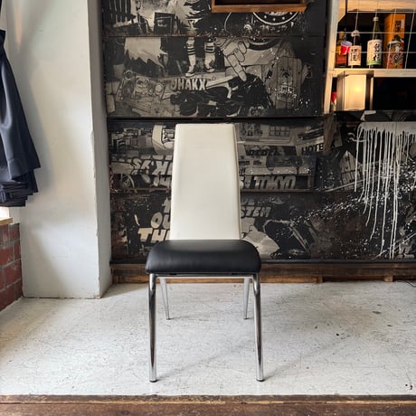USED METAL FRAME VINYL LEATHER CHAIR