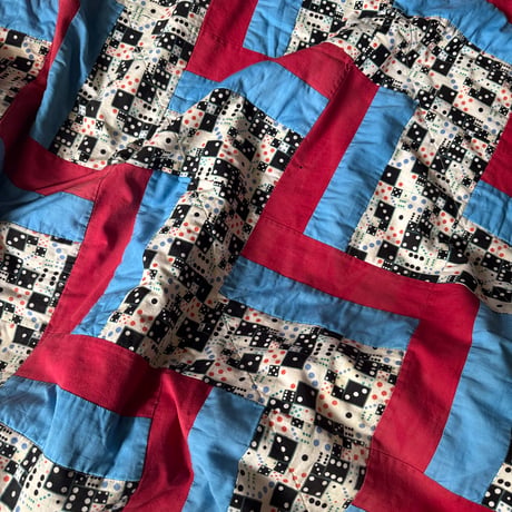 VINTAGE  PATCHWORK QUILT RUG