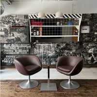 USED IRON FRAME LEATHER LOUNGE CHAIR
