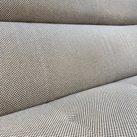 JAPAN USED “KARIMOKU” 2.5P WOODEN FLAME FABRIC SOFA