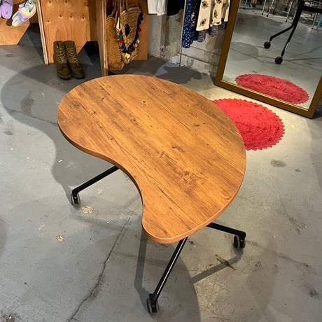 USED FOLDING TABLE WITH CASTERS