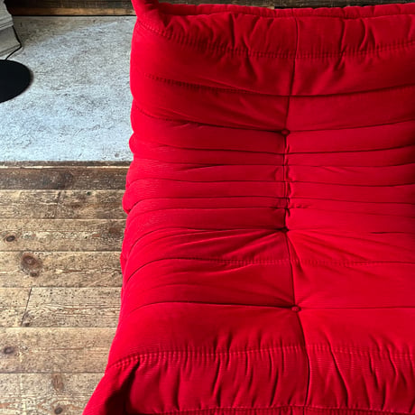 USED “LIGNE ROSET / TOGO 1P”