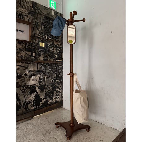 USED WOODEN COAT RACK