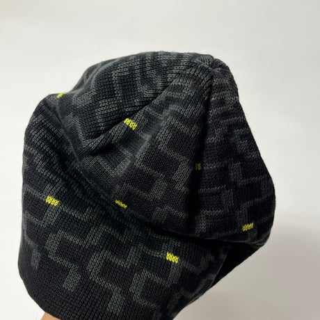 COMFORTABLE REASON "Chaos Inject Beanie"