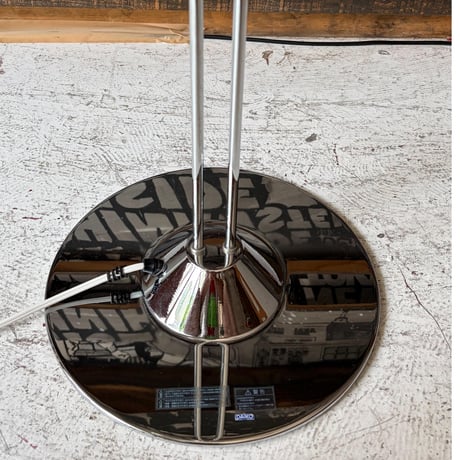 JAPAN USED IRON FRAME FLOOR STAND LAMP