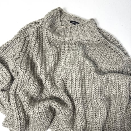 USED "KENDALL & KYLIE" KNIT