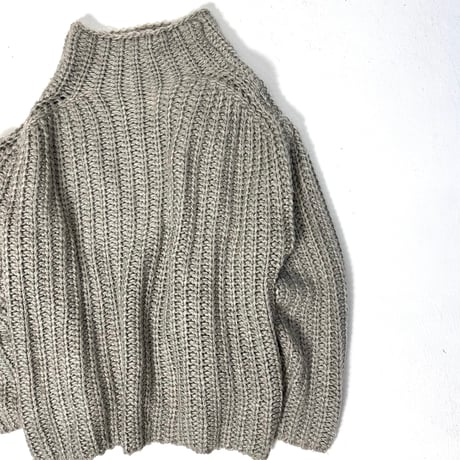 USED "KENDALL & KYLIE" KNIT