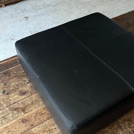 USED VINYL LEATHER BIG SQUARE STOOL