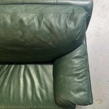 USED LEATHER 2.5P SOFA