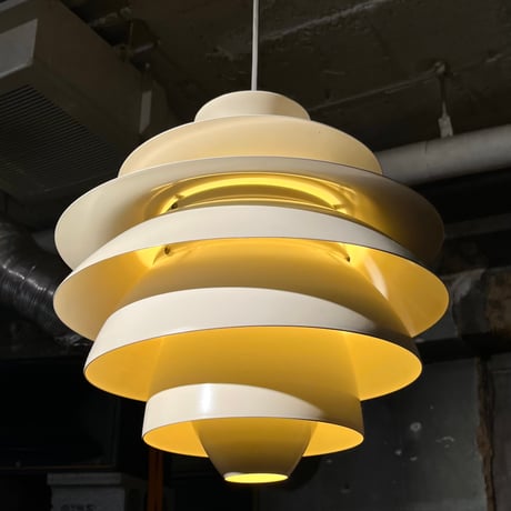 USED  METAL SHADE PENDANT LAMP