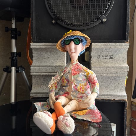 USED “HALLMARK SHOEBOX / MAXINE” DOLL