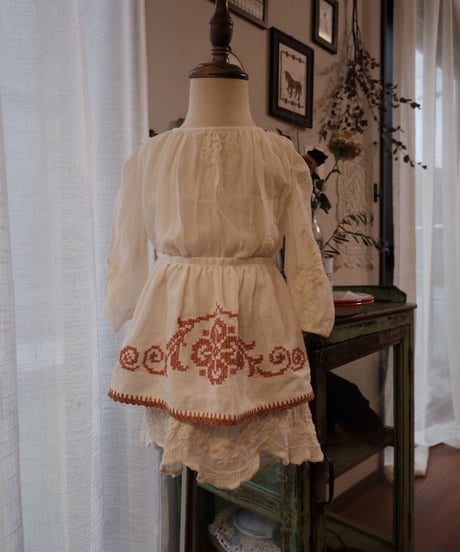 【26aw】antique  cross apron skirt