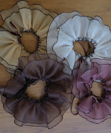 organdy frill collar