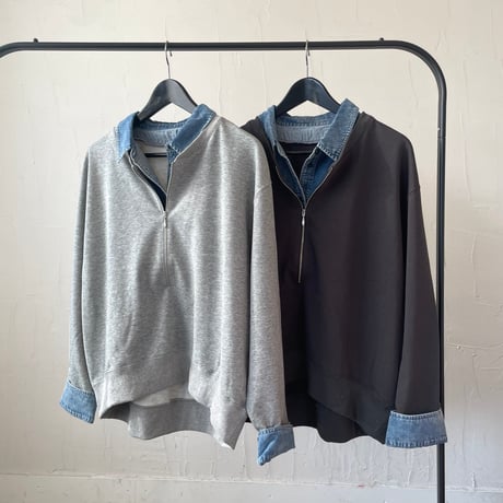 denim layered sweatshirt / heather gray, charcoal gray