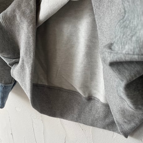 denim layered sweatshirt / heather gray, charcoal gray