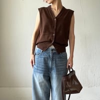 v neck high gauge knit vest / brown, black