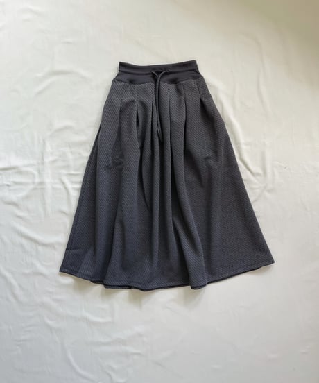 〈IKITSUKE〉ジャガードプルオーバー&スカート