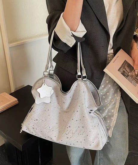 チャーム付き　スター　バッグ
