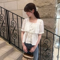 フリルトップス