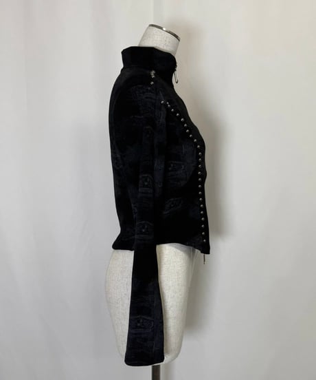 スタッズ　ジップトップス