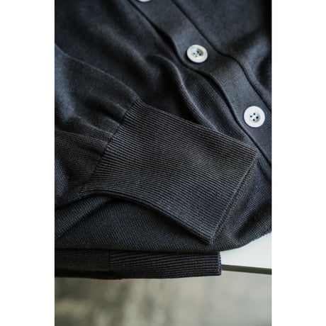 Olde H & Daughter SILK PLAIN STITCH CARDIGAN