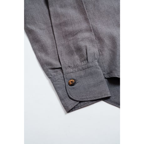 Motiv mfg Foulard Shirt
