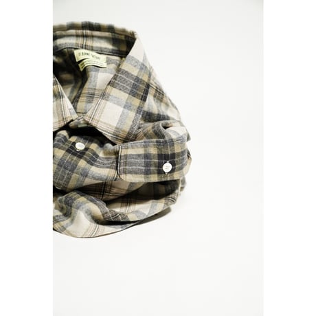 DE BONNE FACTURE ARTIST SHIRT