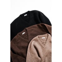 WALENODE "Innocent YAK" Shetland sweater- V