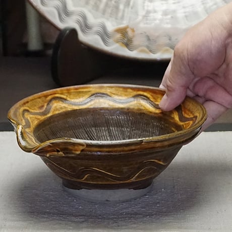 和食器 小鹿田焼 黒木昌伸窯 大 すり鉢 18cm 櫛目 飴