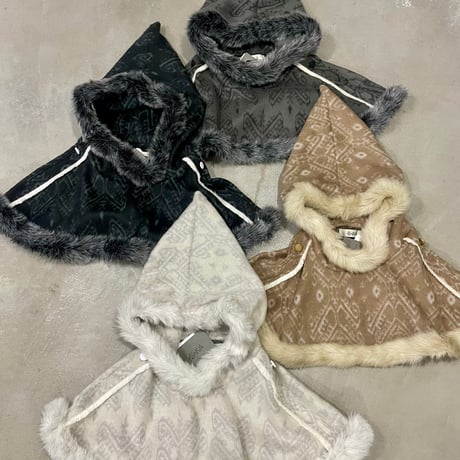 Snow Jaquard Hooded Cape