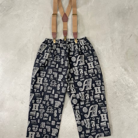 Alphabetic print Suspender Pants
