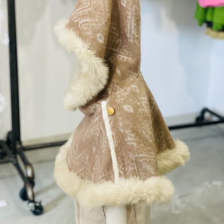 Snow Jaquard Hooded Cape