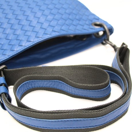 BOTTEGA VENETA Flat Messanger Bag Intrecciato Leather Blue #75639